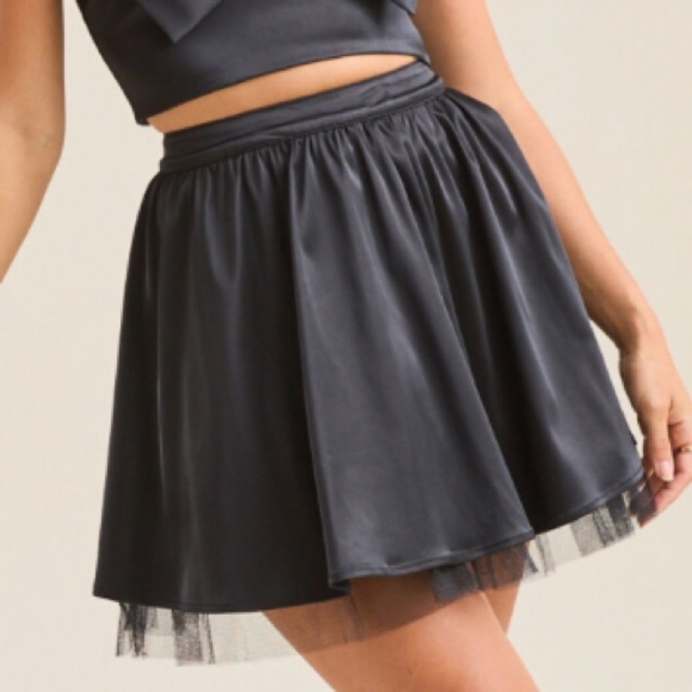 Altar’D State Black Satin A-Line “Roxie” Mini Skirt Tutu Tulle Hem Size XS 0/2